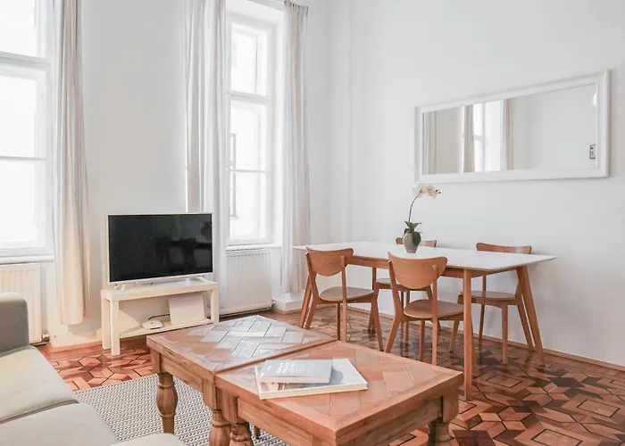 Heymi Apartments In City Center