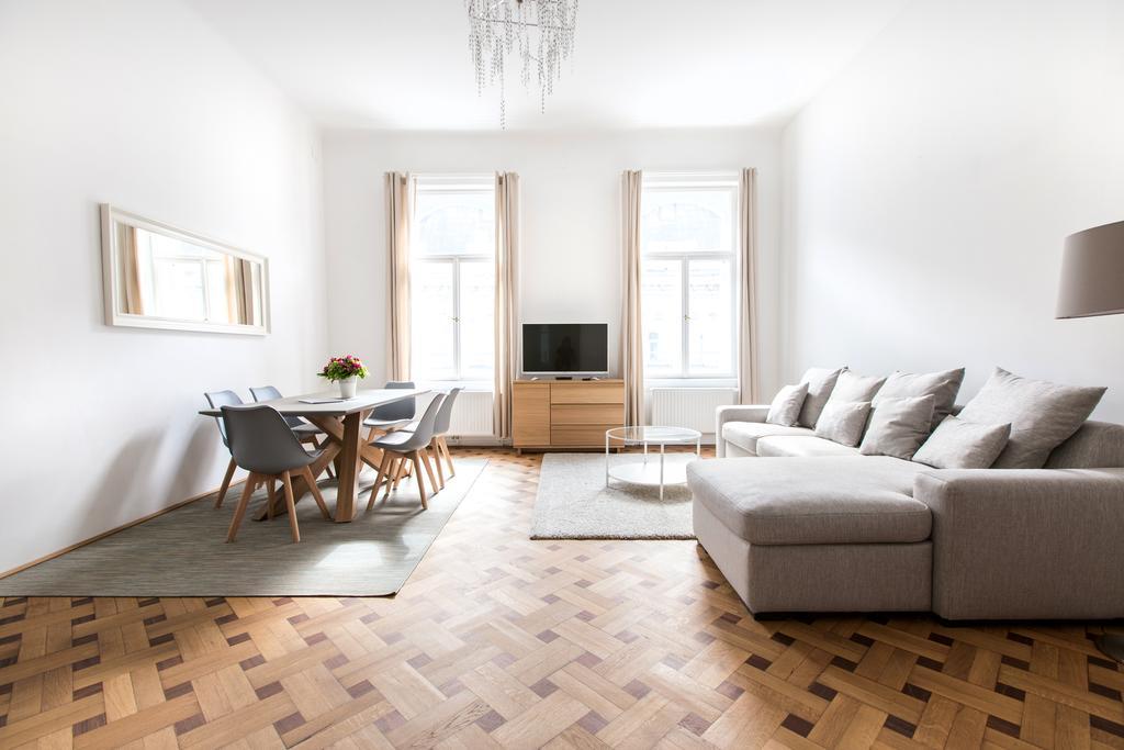 Heymi In Center Appartement Wenen